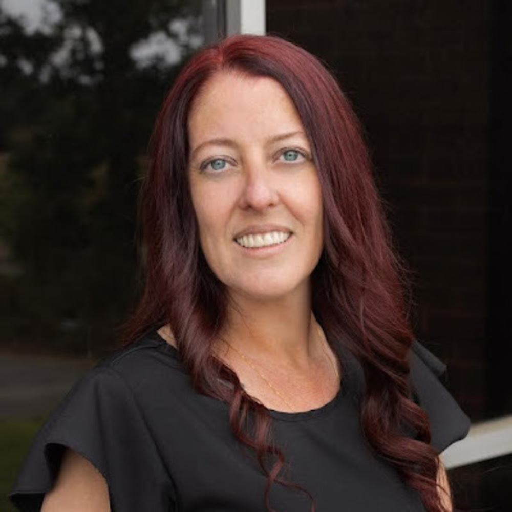 Meet your Posher, Cassandra